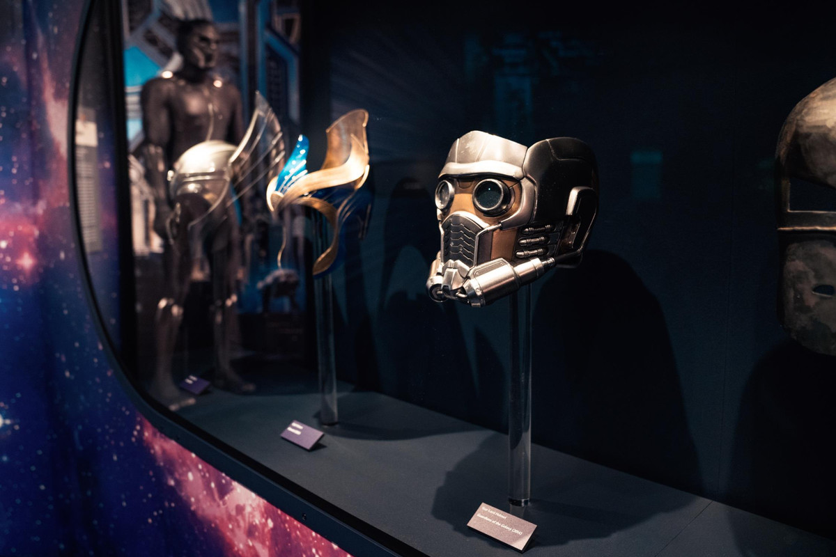 Various helmets from the Marvel movies. Here, focusing on Starlord's helmet.
